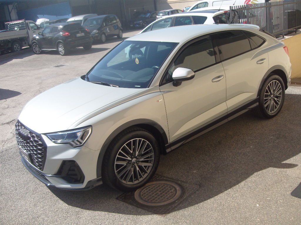 AUDI Q3 2.0 TDI 150cv S.LINE AUTOMATICO